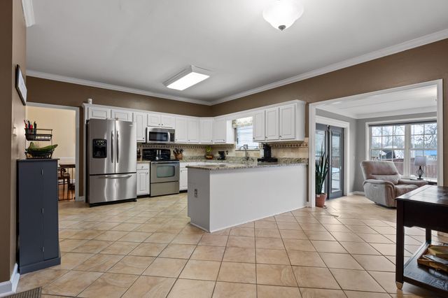 7706 Ashley Oaks Drive, Chattanooga, TN 37421