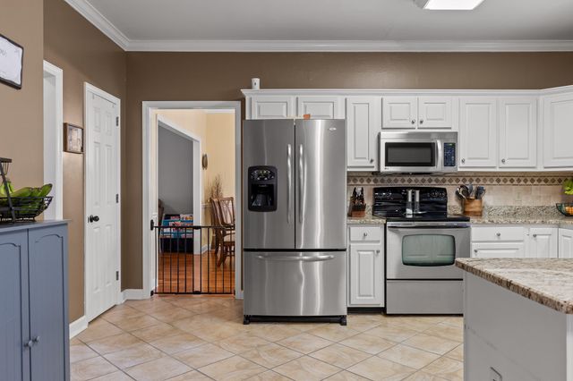 7706 Ashley Oaks Drive, Chattanooga, TN 37421