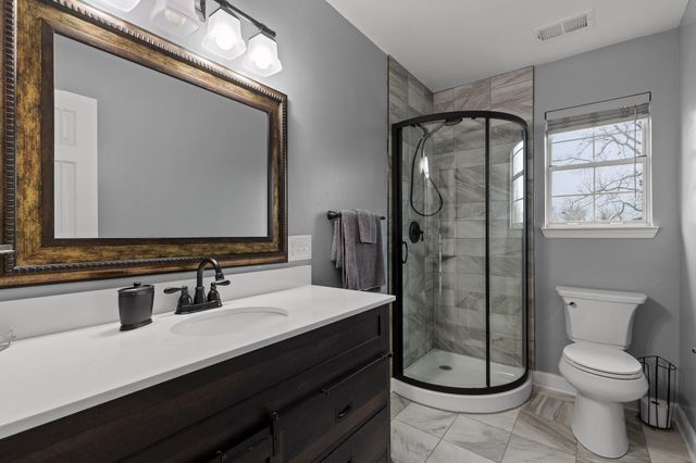 7706 Ashley Oaks Drive, Chattanooga, TN 37421