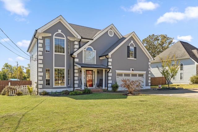 7706 Ashley Oaks Drive, Chattanooga, TN 37421