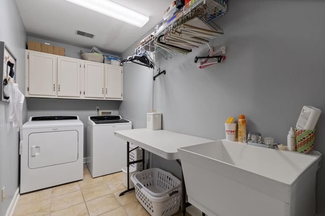 7706 Ashley Oaks Drive, Chattanooga, TN 37421