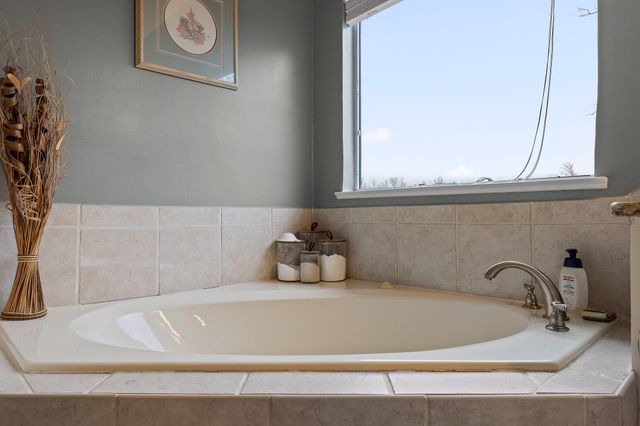 7706 Ashley Oaks Drive, Chattanooga, TN 37421