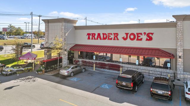 7706 Ashley Oaks Drive, Chattanooga, TN 37421