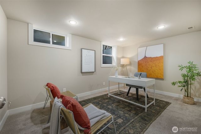 8804 5th Avenue NE, Seattle, WA 98115