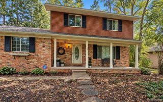 5521 Continental Road, Grand Blanc Charter Township, MI 48439