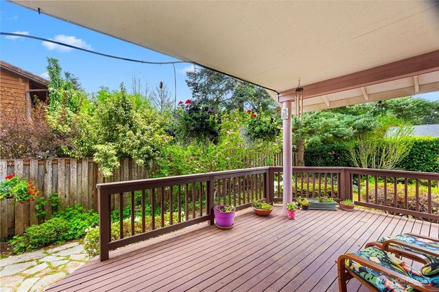 2716 Walnut Loop NW, Olympia, WA 98502