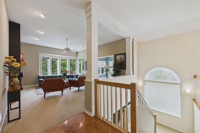 14897 Valley View Road, Eden Prairie, MN 55344