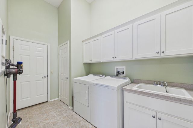 14897 Valley View Road, Eden Prairie, MN 55344