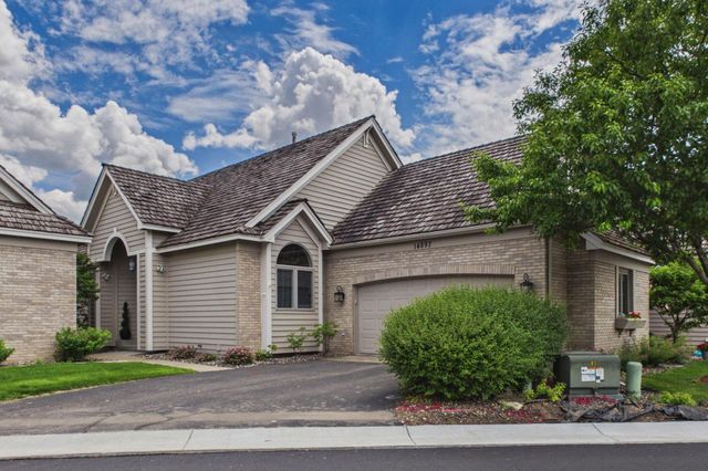 14897 Valley View Road, Eden Prairie, MN 55344