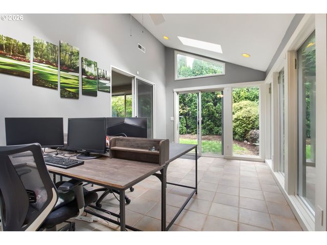 14400 Sw YEARLING Way, Beaverton, OR 97008