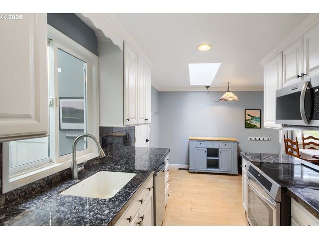 14400 Sw YEARLING Way, Beaverton, OR 97008