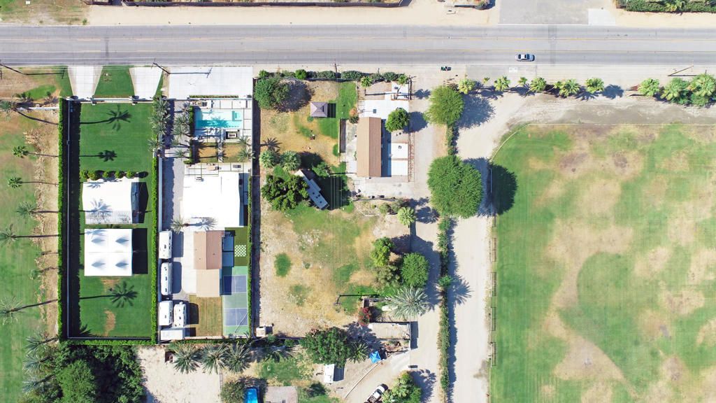 Image 10 of property listing at 81514 Avenue 50, Indio, CA 92201