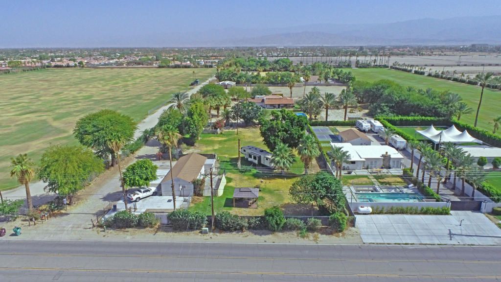 Image 18 of property listing at 81514 Avenue 50, Indio, CA 92201