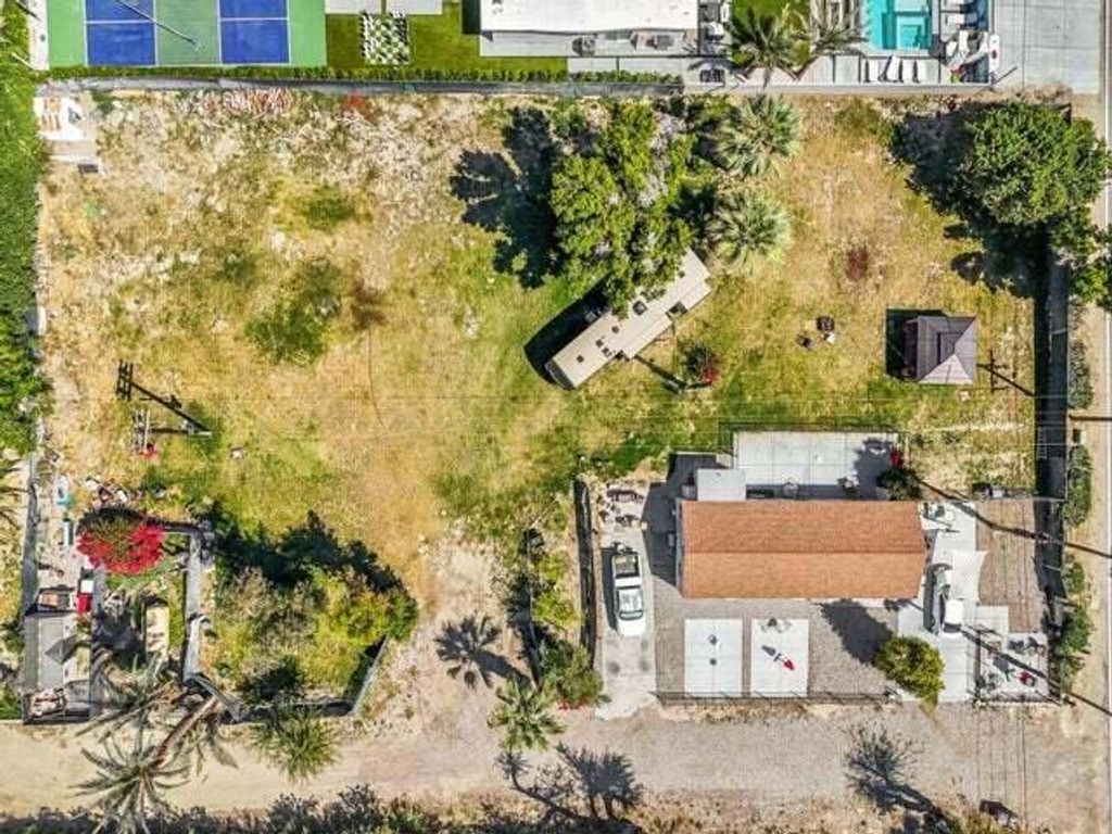 Image 3 of property listing at 81514 Avenue 50, Indio, CA 92201