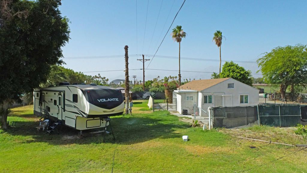 Image 6 of property listing at 81514 Avenue 50, Indio, CA 92201