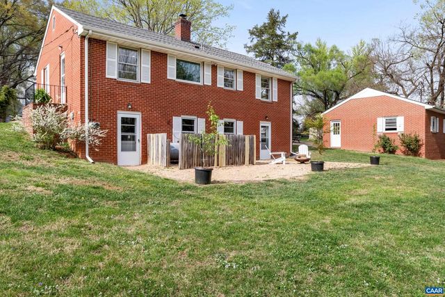 6459 HILLSBORO LN, Crozet, VA 22932
