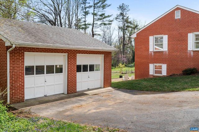 6459 HILLSBORO LN, Crozet, VA 22932