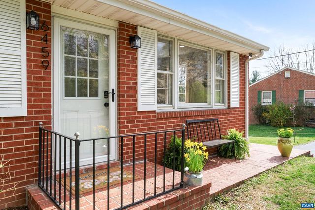 6459 HILLSBORO LN, Crozet, VA 22932