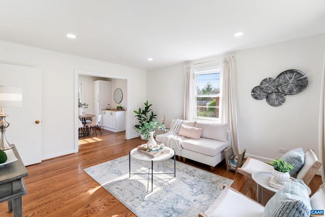 6459 HILLSBORO LN, Crozet, VA 22932