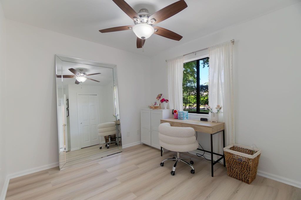 Image 17 of property listing at 11892 Sturbridge Lane, Wellington, FL 33414