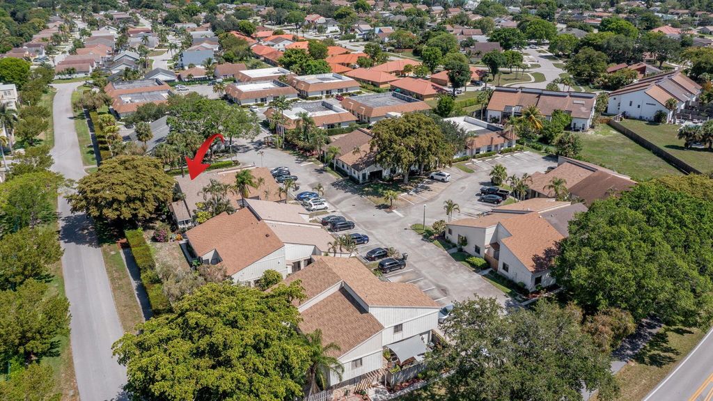 Image 33 of property listing at 11892 Sturbridge Lane, Wellington, FL 33414
