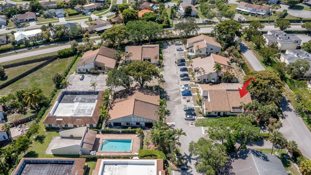 Image 34 of property listing at 11892 Sturbridge Lane, Wellington, FL 33414