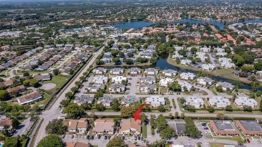 Image 36 of property listing at 11892 Sturbridge Lane, Wellington, FL 33414