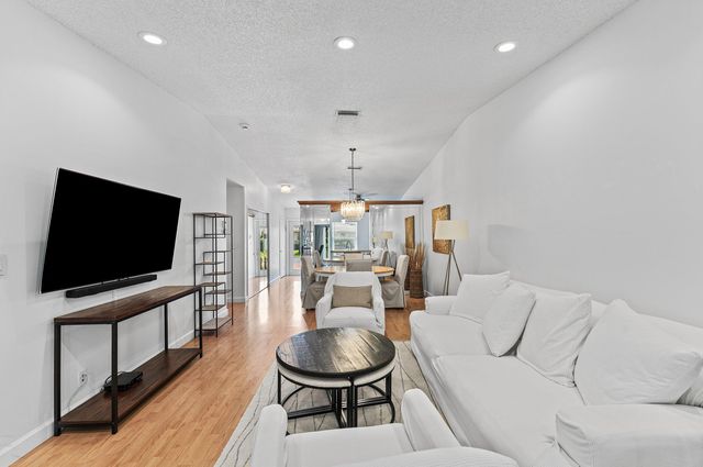 18855 Candlewick Drive, Boca Raton, FL 33496