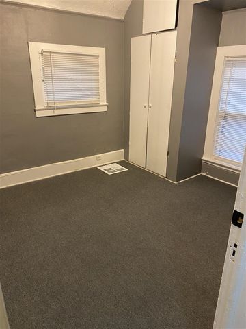 36 Brighton Street, Highland Park, MI 48203