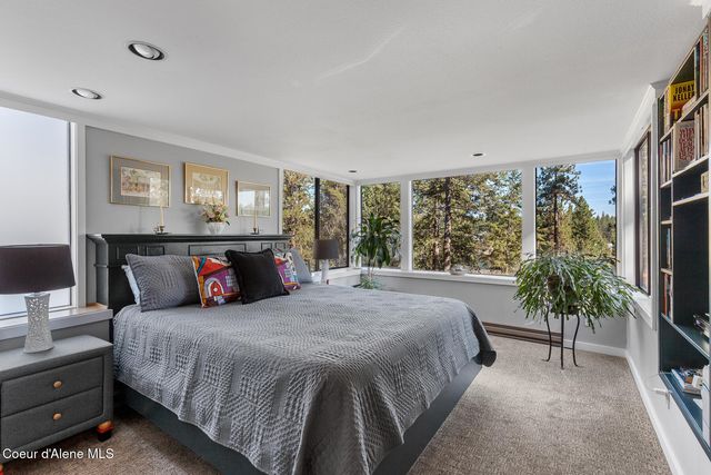 355 S Hidden Cove RD, Coeur D'alene, ID 83814