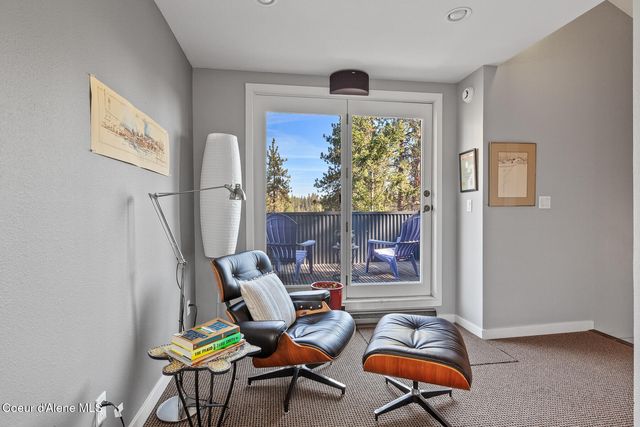 355 S Hidden Cove RD, Coeur D'alene, ID 83814