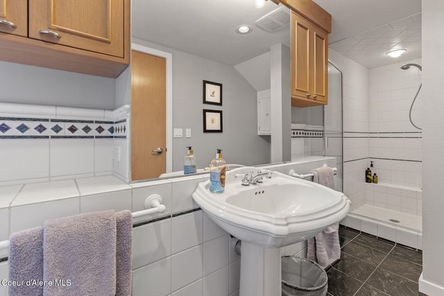 355 S Hidden Cove RD, Coeur D'alene, ID 83814
