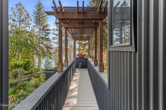 355 S Hidden Cove RD, Coeur D'alene, ID 83814