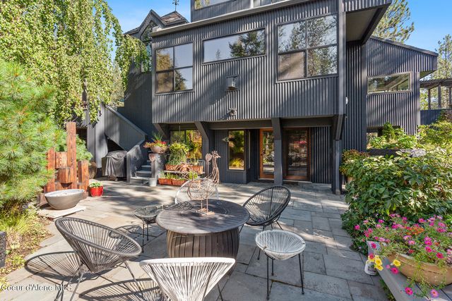 355 S Hidden Cove RD, Coeur D'alene, ID 83814
