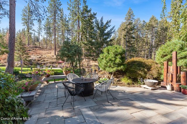 355 S Hidden Cove RD, Coeur D'alene, ID 83814