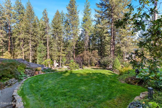 355 S Hidden Cove RD, Coeur D'alene, ID 83814