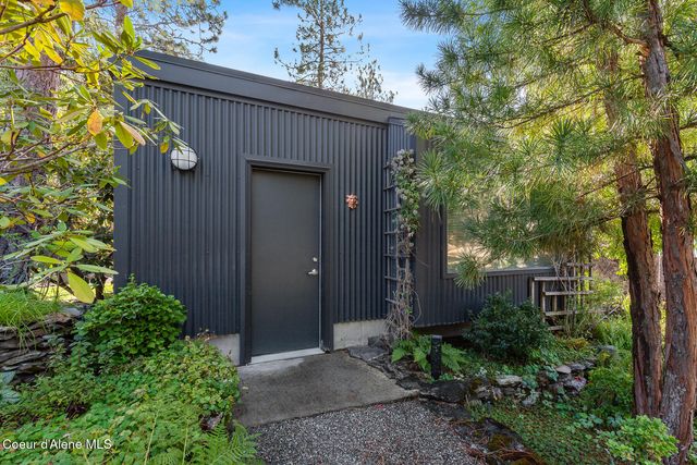 355 S Hidden Cove RD, Coeur D'alene, ID 83814