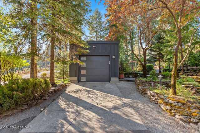 355 S Hidden Cove RD, Coeur D'alene, ID 83814