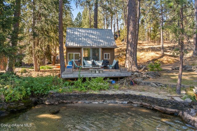 355 S Hidden Cove RD, Coeur D'alene, ID 83814
