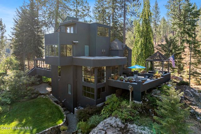 355 S Hidden Cove RD, Coeur D'alene, ID 83814