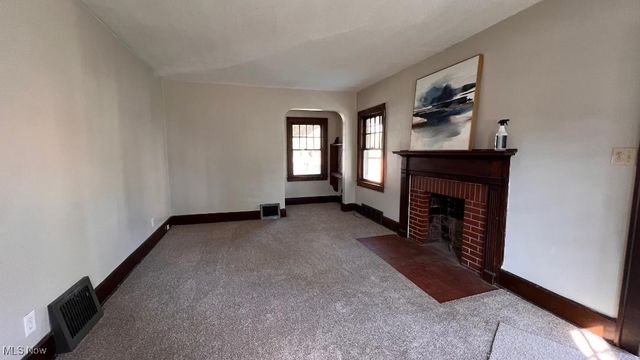 60 Shadyside, Boardman, OH 44512