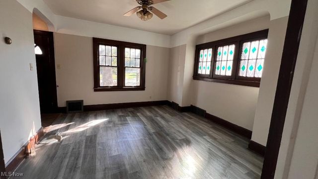 60 Shadyside, Boardman, OH 44512