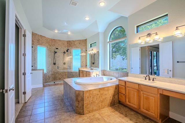 309 Aria DR, Austin, TX 78738