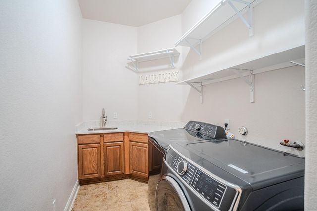 309 Aria DR, Austin, TX 78738