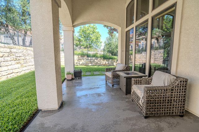 309 Aria DR, Austin, TX 78738