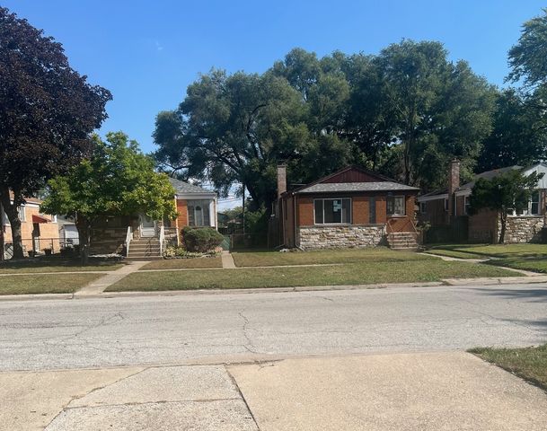 14222 S Woodlawn Avenue, Dolton, IL 60419