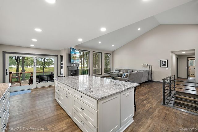 12120 SHAFFER Road, Springfield Twp, MI 48350