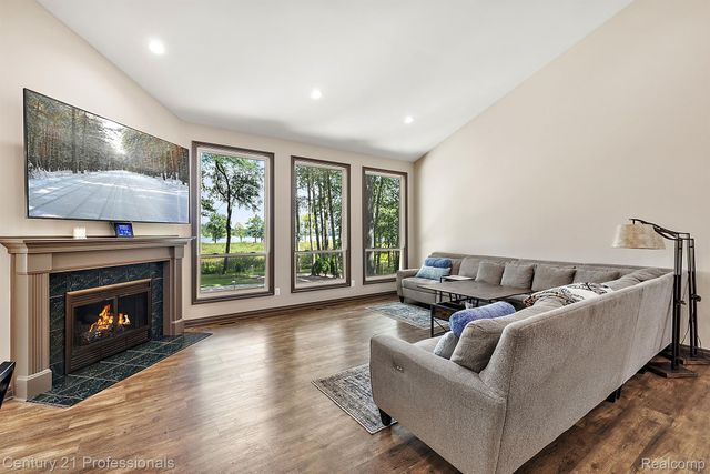 12120 SHAFFER Road, Springfield Twp, MI 48350