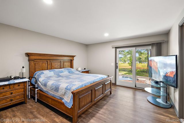 12120 SHAFFER Road, Springfield Twp, MI 48350