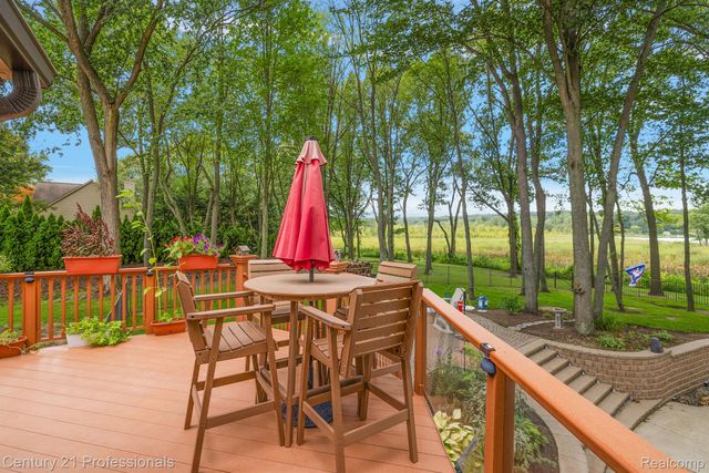 12120 SHAFFER Road, Springfield Twp, MI 48350